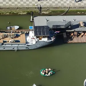 Botel De Coaster, Rotterdam